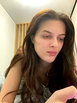 little belucci online show from December 2024 08:29:01 PM