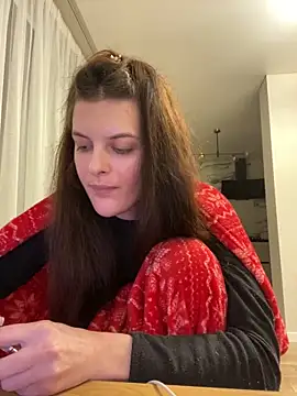 little belucci online show from December 2024 03:43:02 PM