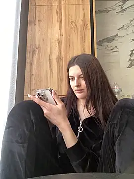 little belucci online show from March 2025 09:15:01 PM