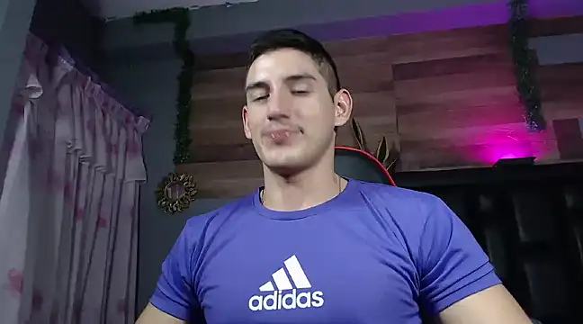 Snapshot of jonathanjeremiah chatting on March 2025 01:11:01 AM jonathanjeremiah online show from March 2025 01:11:01 AM