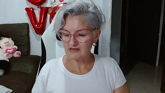 bety-cum2 online show from February 2026 11:22:01 PM