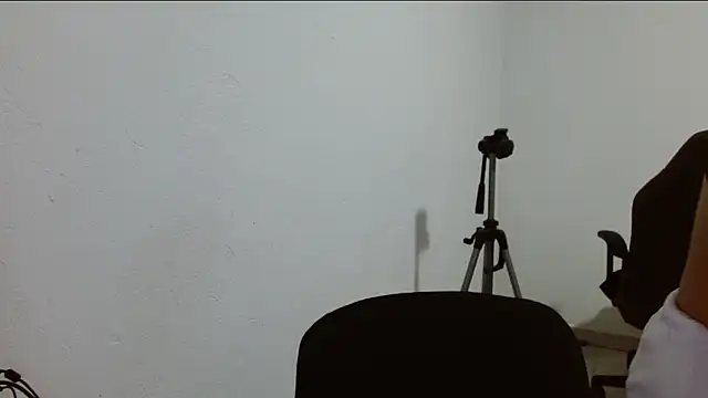 katia mature online show from February 2026 07:19:01 AM