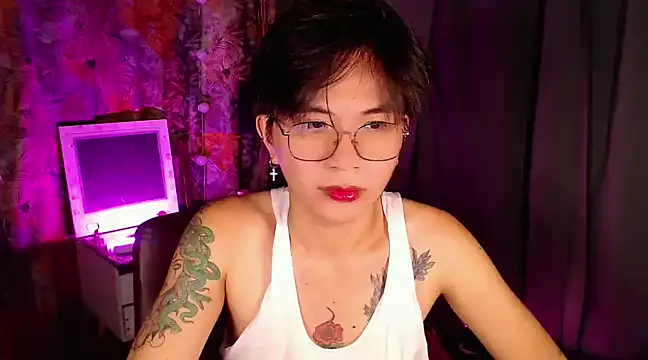 Snapshot of Sexy_Handsome_Drex chatting on December 2024 07:28:02 AM Sexy Handsome Drex online show from December 2024 07:28:02 AM