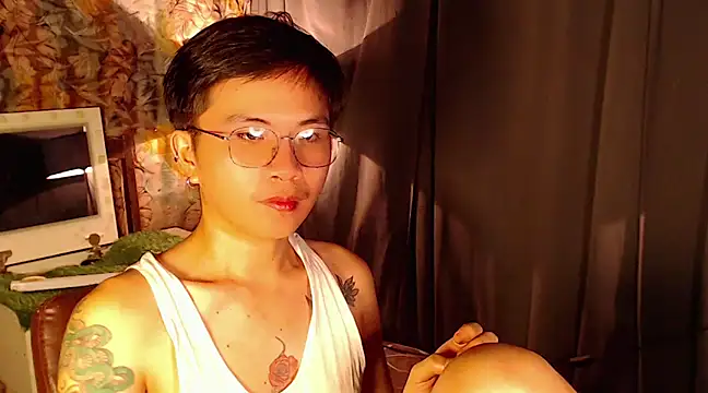 Snapshot of Sexy_Handsome_Drex chatting on February 2025 11:23:02 AM Sexy Handsome Drex online show from February 2025 11:23:02 AM