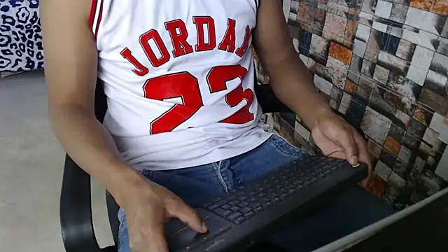 Snapshot of sexatlexx chatting on November 2025 09:03:01 PM sexatlexx online show from November 2025 09:03:01 PM