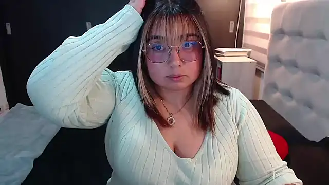 yini angel online show from June 2026 10:56:02 PM