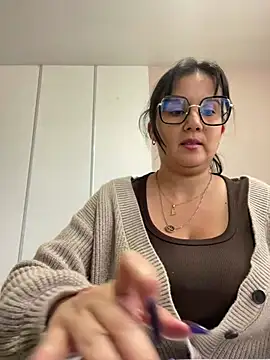 SWEETLILY18 online show from February 2025 02:21:02 PM