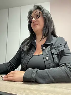 SWEETLILY18 online show from February 2025 11:28:02 AM