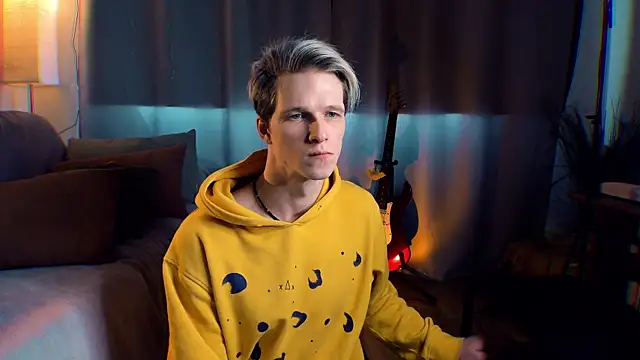 Breston Sweet online show from February 2026 07:50:01 AM