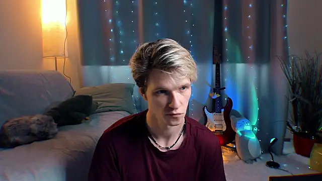 Breston Sweet online show from April 2026 12:50:02 PM