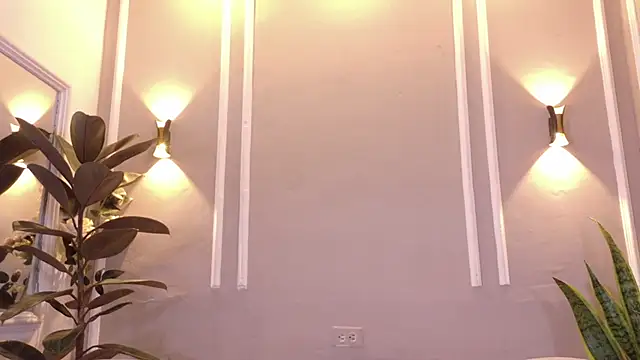 isa kiss online show from March 2026 12:05:03 PM