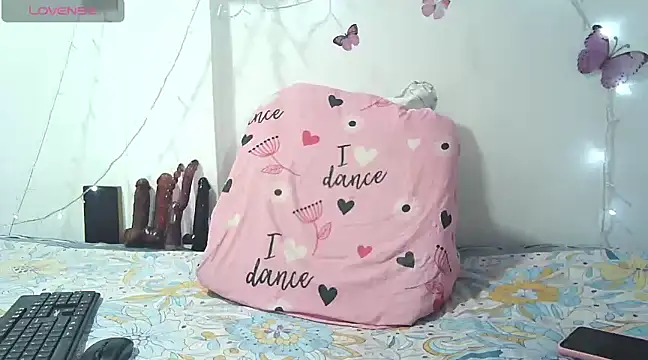 Snapshot of samantha_hot10 chatting on February 2025 11:10:02 AM samantha hot10 online show from February 2025 11:10:02 AM