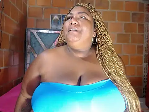 bustyboobsxxll online show from March 2026 02:10:01 PM