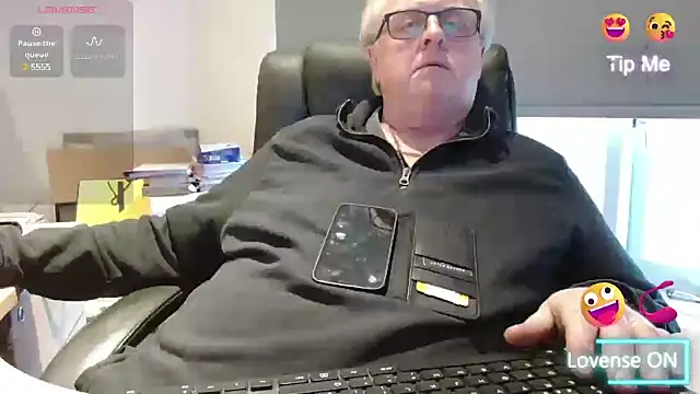 bigbadjon69 online show from March 2025 05:02:02 PM