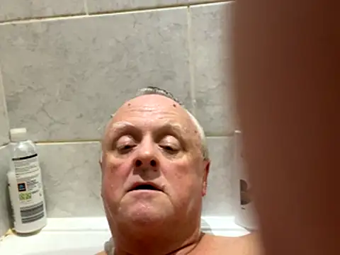 bigbadjon69 online show from November 2025 03:48:02 PM