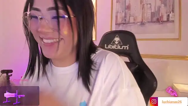 lucy26  online show from March 2025 05:35:01 AM