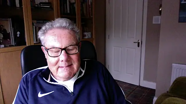 Snapshot of Oldpistolpete chatting on February 2025 03:08:01 PM Oldpistolpete online show from February 2025 03:08:01 PM