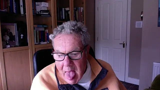 Snapshot of Oldpistolpete chatting on February 2025 10:14:01 AM Oldpistolpete online show from February 2025 10:14:01 AM