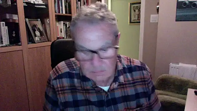 Snapshot of Oldpistolpete chatting on March 2025 10:55:02 PM Oldpistolpete online show from March 2025 10:55:02 PM