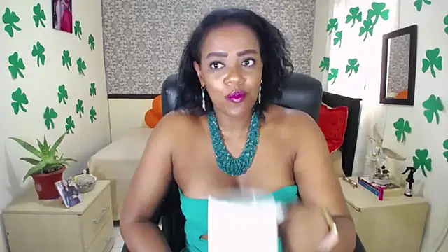 EvaFoxter online show from March 2026 03:37:02 PM