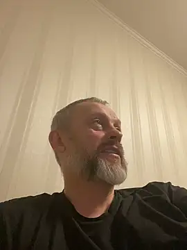 GHsveter online show from April 2026 09:15:01 PM