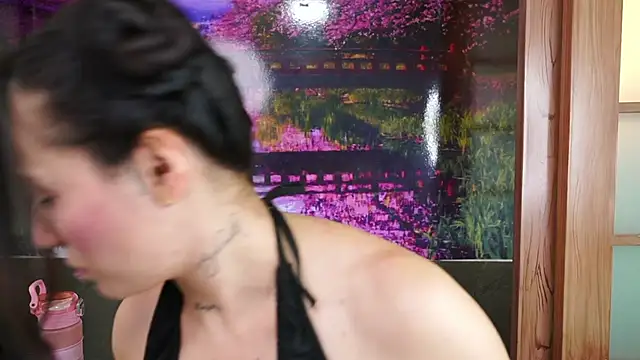 miss sharlotte18 online show from December 2025 06:06:01 PM