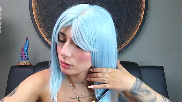 miss sharlotte18 online show from February 2026 06:11:02 PM