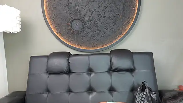 miss vaiolette online show from February 2026 11:09:02 AM