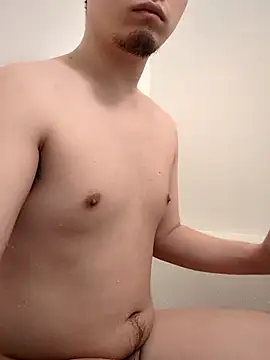 Snapshot of lioncake1221 chatting on April 2026 04:48:01 PM lioncake1221 online show from April 2026 04:48:01 PM