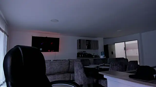 Frank Farrell online show from February 2025 04:12:02 PM