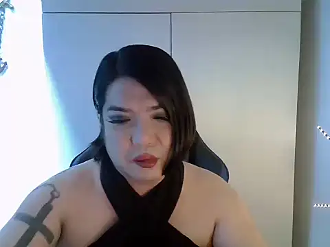 StrawberryWine07 online show from January 2025 03:20:01 AM