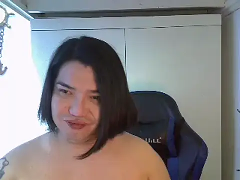 StrawberryWine07 online show from March 2025 04:49:02 AM