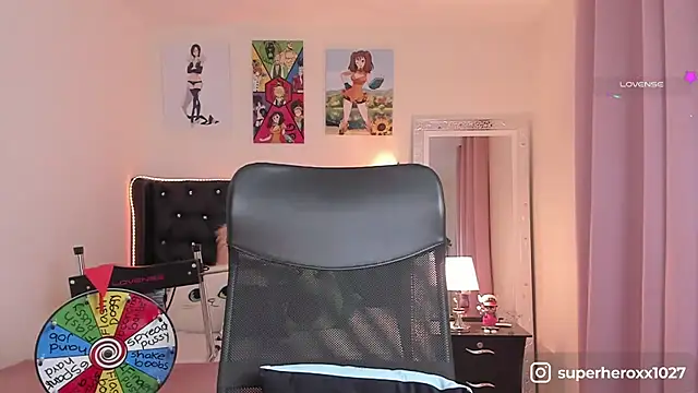 Snapshot of superheroxx chatting on September 2025 12:54:02 AM superheroxx online show from September 2025 12:54:02 AM