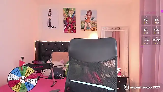 Snapshot of superheroxx chatting on October 2025 12:53:02 AM superheroxx online show from October 2025 12:53:02 AM