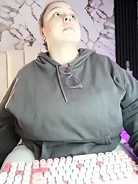 mollieblue69 online show from November 2025 01:03:01 PM