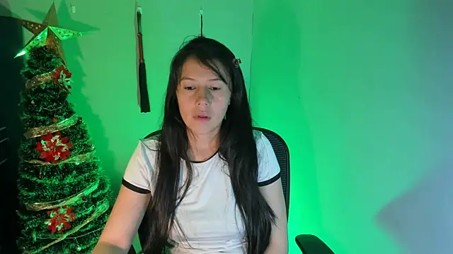 Snapshot of sandyquinnxx chatting on December 2025 09:10:02 PM sandyquinnxx online show from December 2025 09:10:02 PM