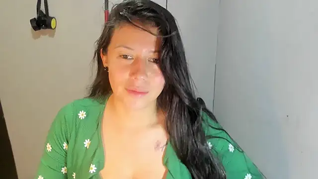 Snapshot of sandyquinnxx chatting on February 2026 03:33:01 PM sandyquinnxx online show from February 2026 03:33:01 PM