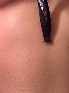 Snapshot of Anamhenao chatting on February 2026 01:42:02 PM Anamhenao online show from February 2026 01:42:02 PM