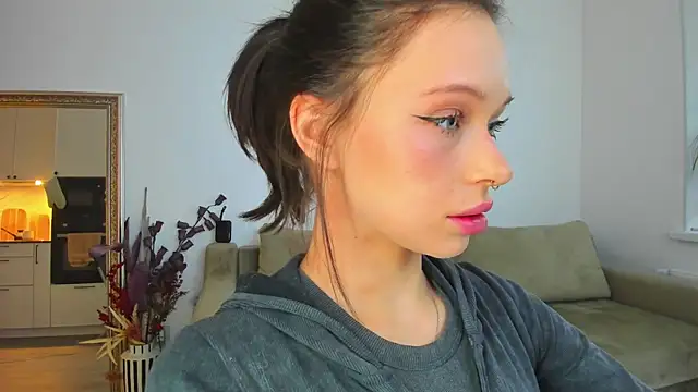 Kossie  online show from March 2025 01:29:01 PM