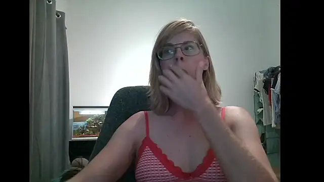 Snapshot of SavannaGirly chatting on March 2025 05:08:02 PM SavannaGirly online show from March 2025 05:08:02 PM