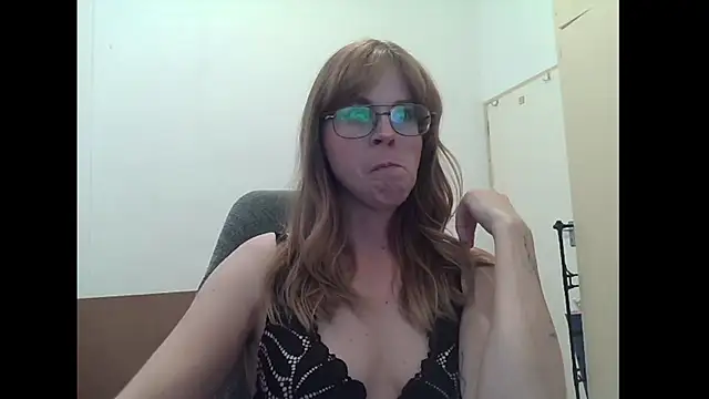 SavannaGirly online show from July 2026 11:47:01 AM