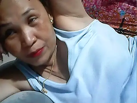 Lhadycarolyn online show from April 2026 01:30:02 AM