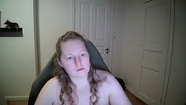 Girlnina-1995 online show from January 2025 09:43:02 PM