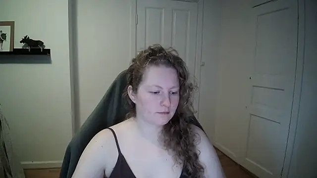 Girlnina-1995 online show from January 2025 09:32:01 AM