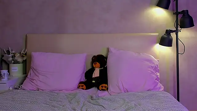  ice ba by online show from October 2025 07:30:02 PM