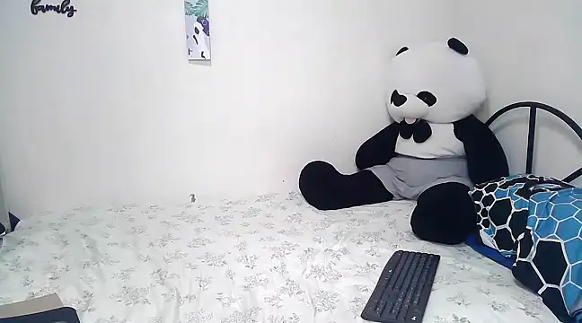 rihanna22 online show from February 2025 04:18:02 AM