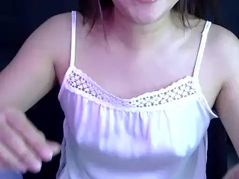 Bee 2k online show from October 2025 04:35:02 AM