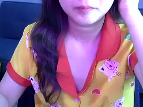 Bee 2k online show from April 2026 04:21:01 AM