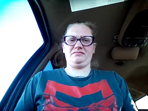 Snapshot of Slutty_Owl420 chatting on January 2025 04:59:02 PM Slutty Owl420 online show from January 2025 04:59:02 PM