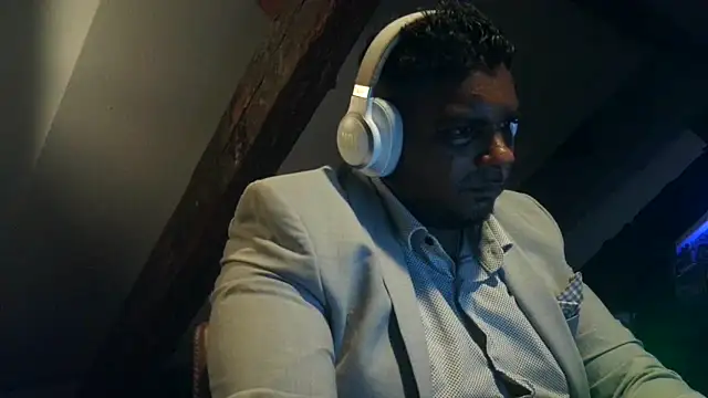 Bandusrilankasexymen online show from February 2025 09:05:02 PM